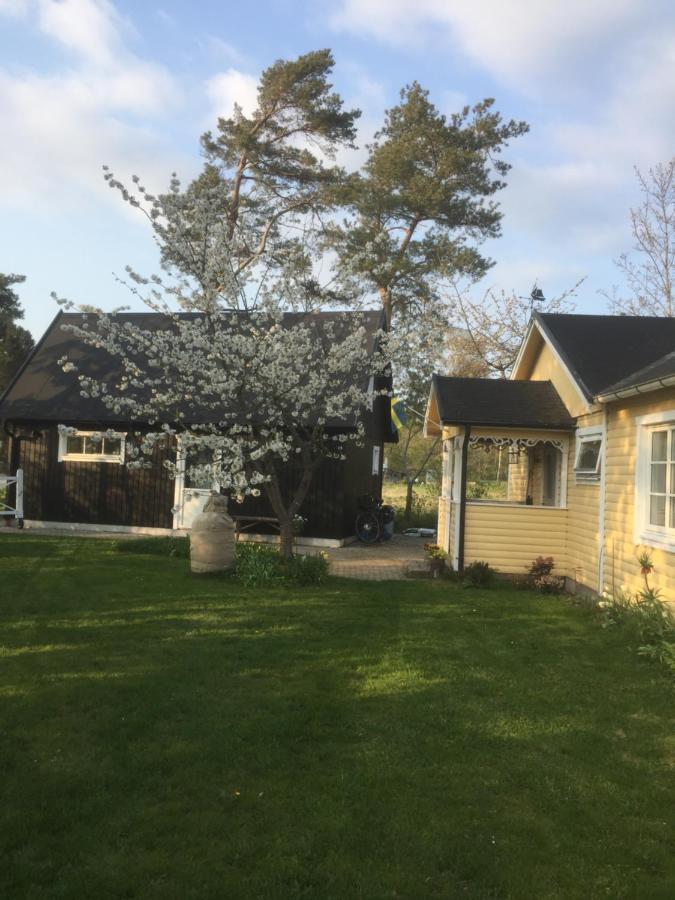 Ateljen Villa Borrby Exterior photo